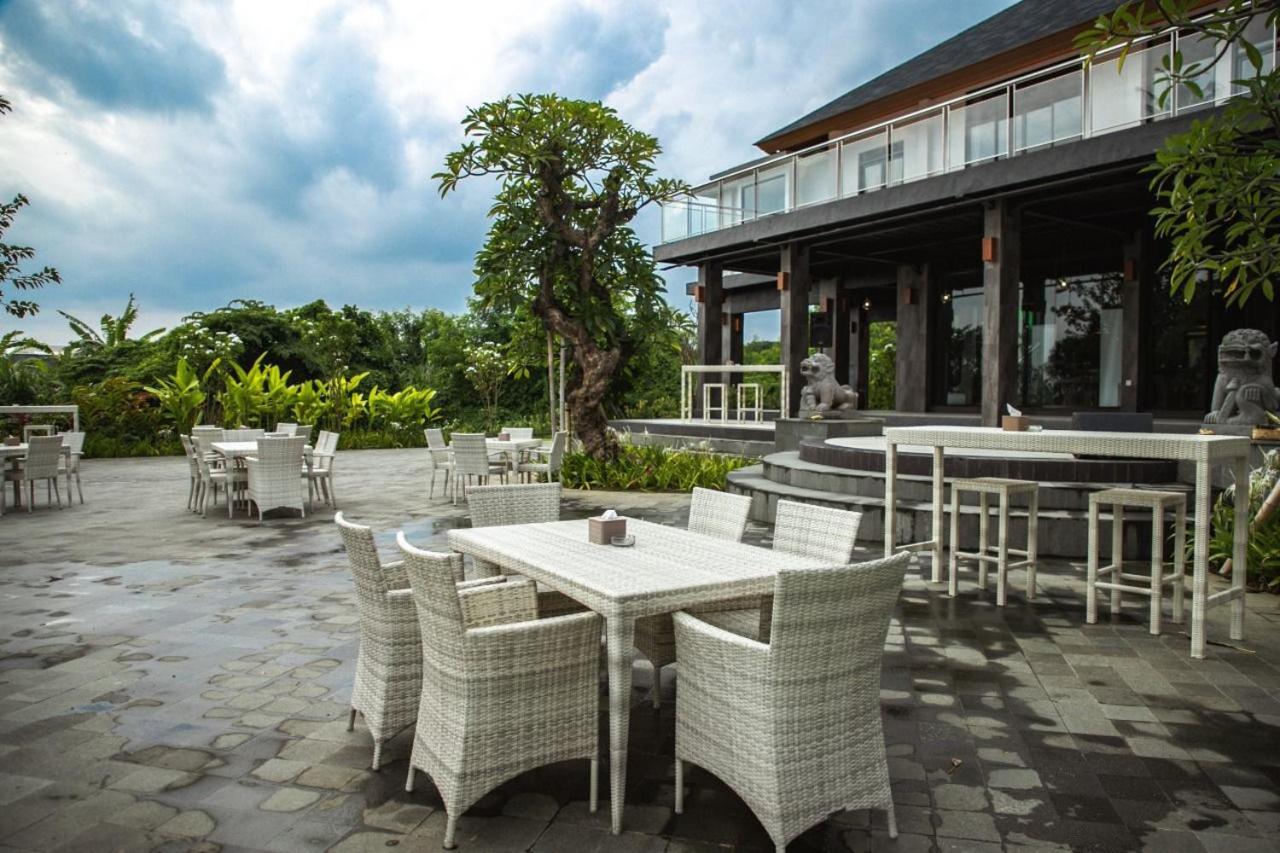 Kori Maharani Villas & Resort Керамас Екстер'єр фото
