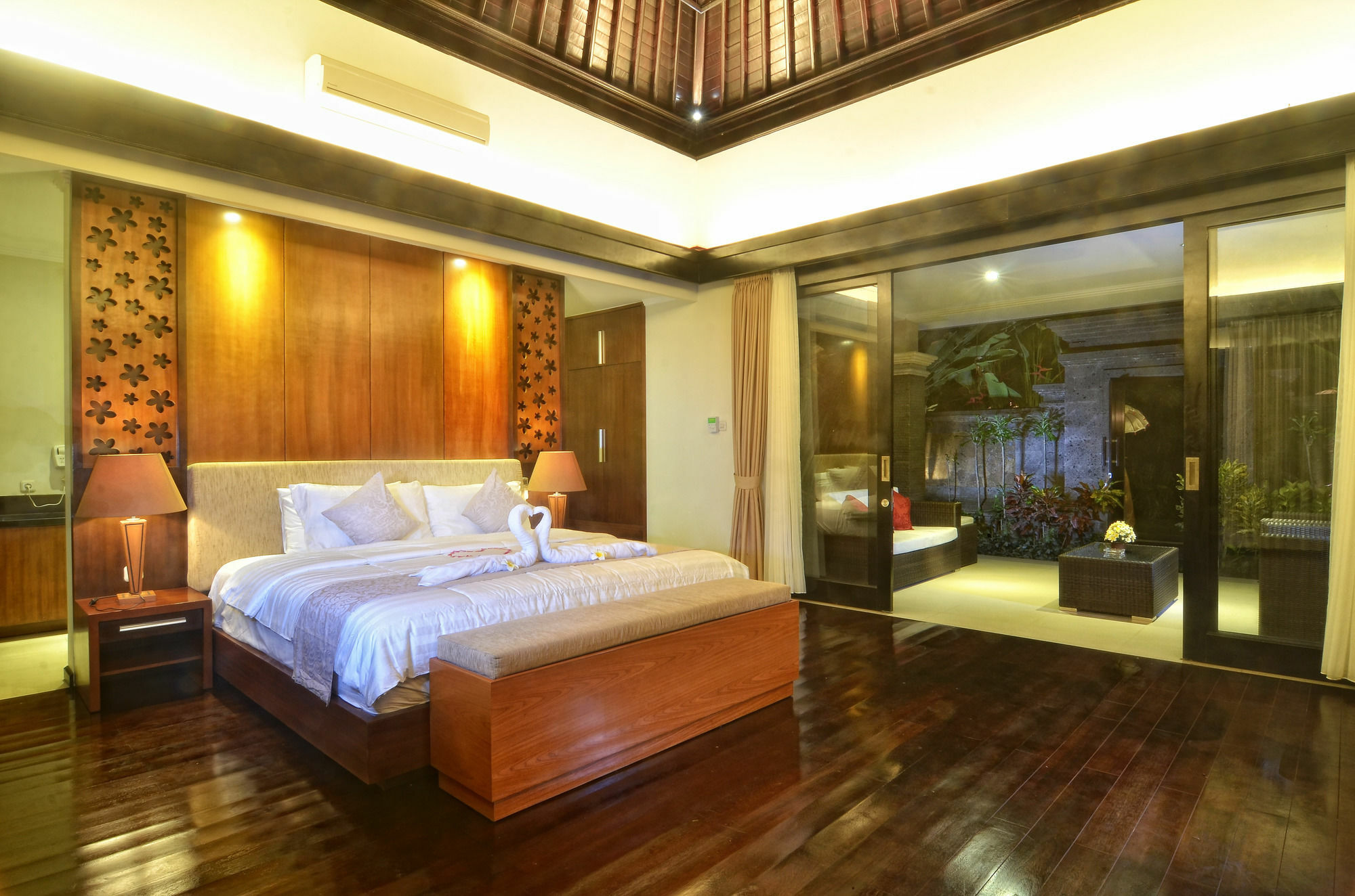 Kori Maharani Villas & Resort Керамас Екстер'єр фото
